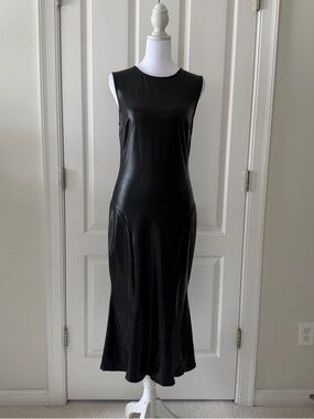 VENUS Black Shimmer Sleeveless Maxi Gown